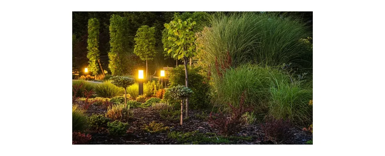 Jaki przewód do lamp ogrodowych? Wybierz najlepszy kabel dla bezpieczeństwa