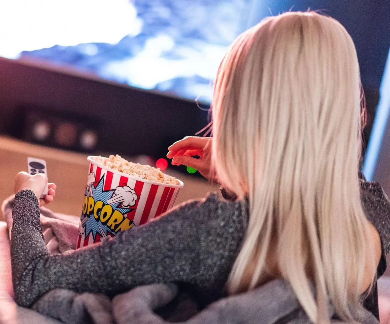 Hity zimowych wieczorów na polskich platformach – co warto obejrzeć?