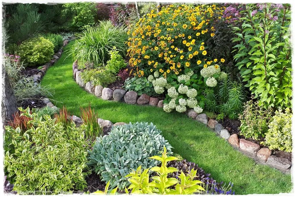 Jak tanio zrobić ścieżki w ogrodzie: 7 sposobów na oszczędność