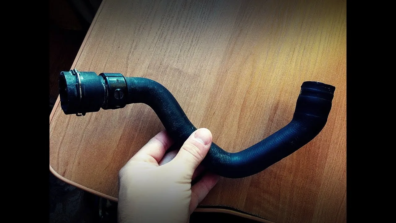 Czym skleić wąż od chłodnicy, aby uniknąć kosztownych napraw?