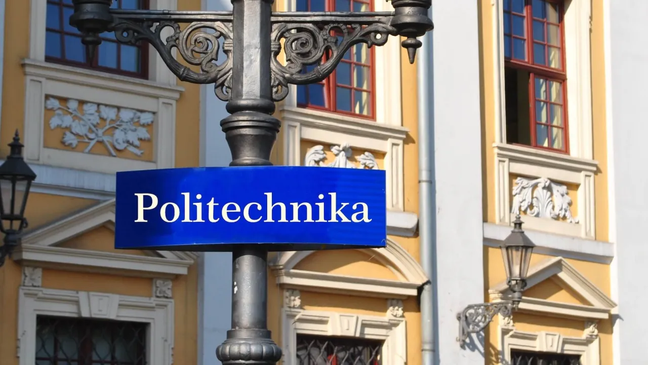 Budownictwo co po studiach: Jak uniknąć trudności na rynku pracy?