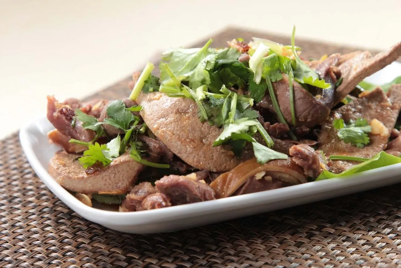 Ile gotować żołądki drobiowe dla psa, aby były zdrowe i smaczne