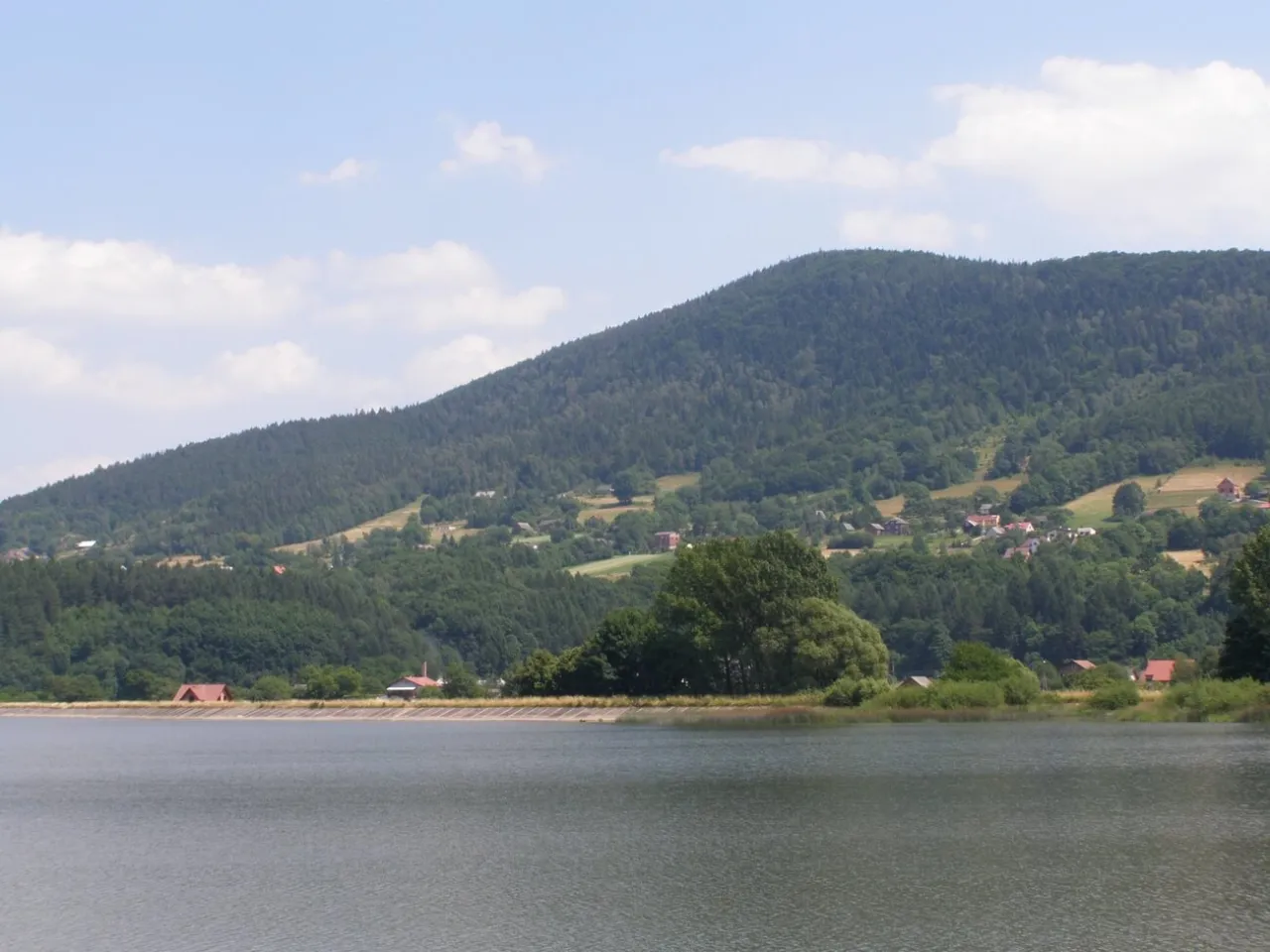 Jezioro Czanieckie: piękne miejsce na wypoczynek i rekreację