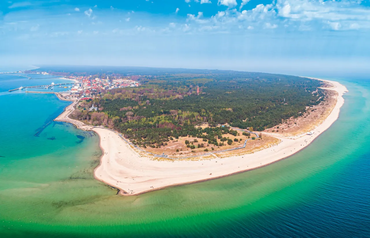 Półwysep Helski ile km? Poznaj jego długość i tajemnice!