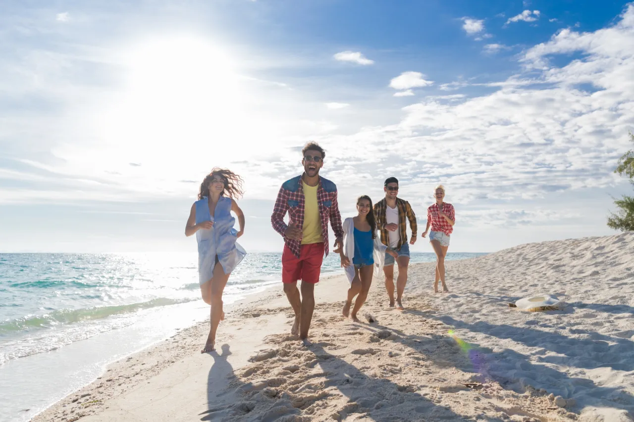 Gdzie najczystsza woda w Bałtyku? Odkryj najlepsze miejsca na kąpiele