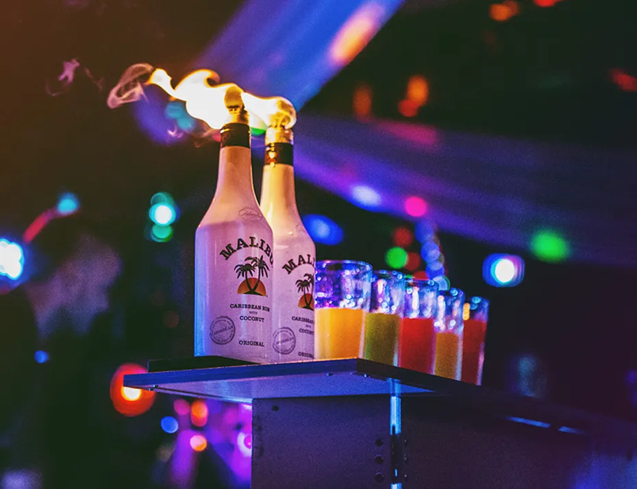 Najlepsze drinki na wesele - kreatywne nazwy, które zachwycą gości