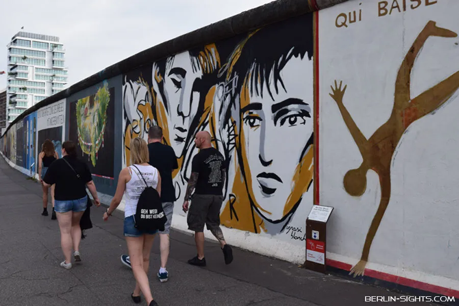 East Side Gallery Berlin: Graffiti, Geschichte & die Mauer heute