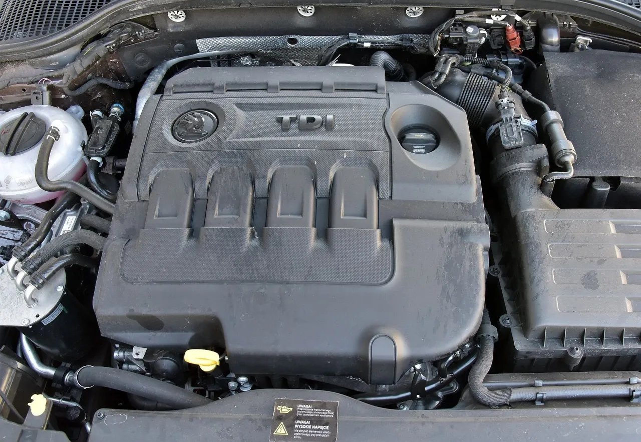 Skoda Octavia 3 jaki silnik wybrać, aby uniknąć wysokich kosztów paliwa?