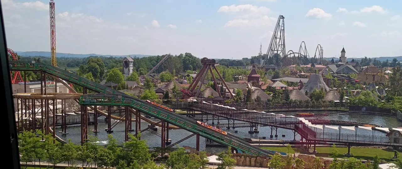 Do której godziny jest otwarta Energylandia? Sprawdź harmonogram i plany.