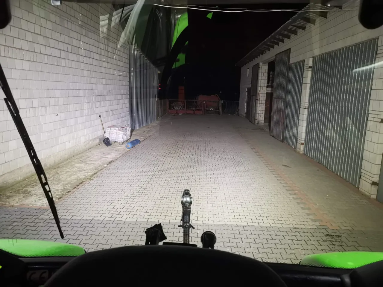 Jakie lampy robocze do ciągnika forum - najlepsze porady i opinie