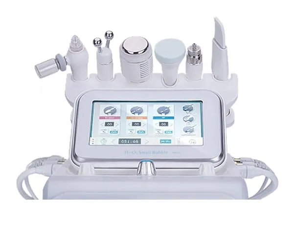 Oczyszczanie wodorowe czy mikrodermabrazja – która metoda jest lepsza dla Twojej skóry?