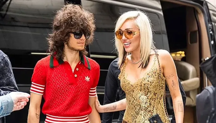 Z kim jest Miley Cyrus? Zaskakujące fakty o jej związku z Maxxem Morando