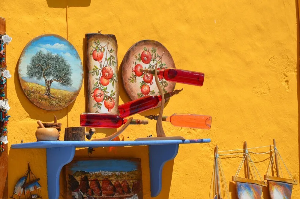 Co warto przywieźć z Majorki? Odkryj unikalne pamiątki i smaki