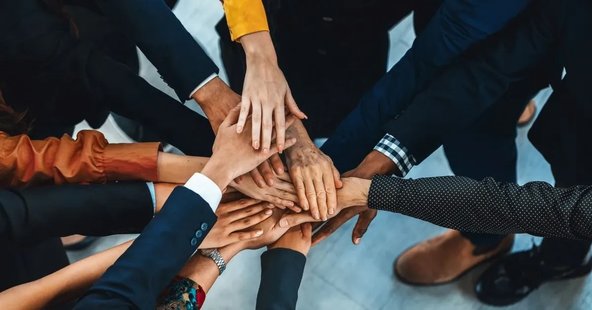 Co to jest związek zawodowy? Kluczowe informacje i prawa pracowników