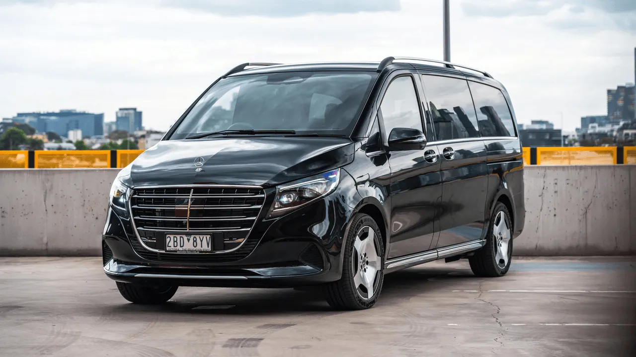 Mercedes-Benz V-Class van: luksus, nowości i porównania modeli