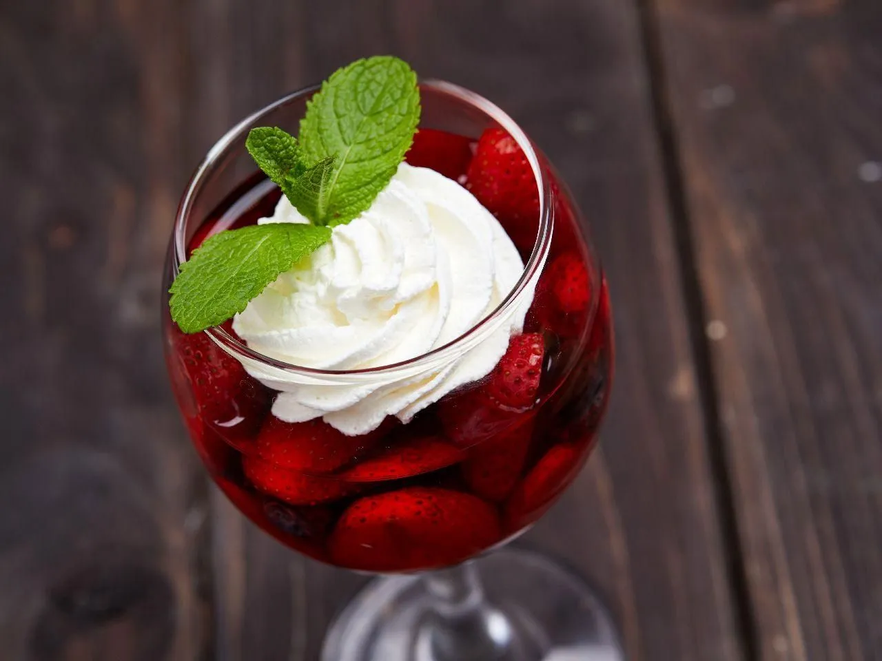 Jak zrobić galaretkę z żelatyną? Prosty przepis krok po kroku