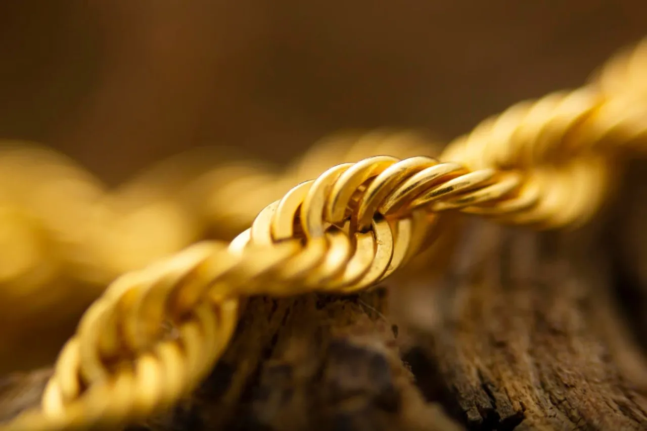 Jak sprawdzić czy łańcuszek jest złoty i uniknąć oszustwa