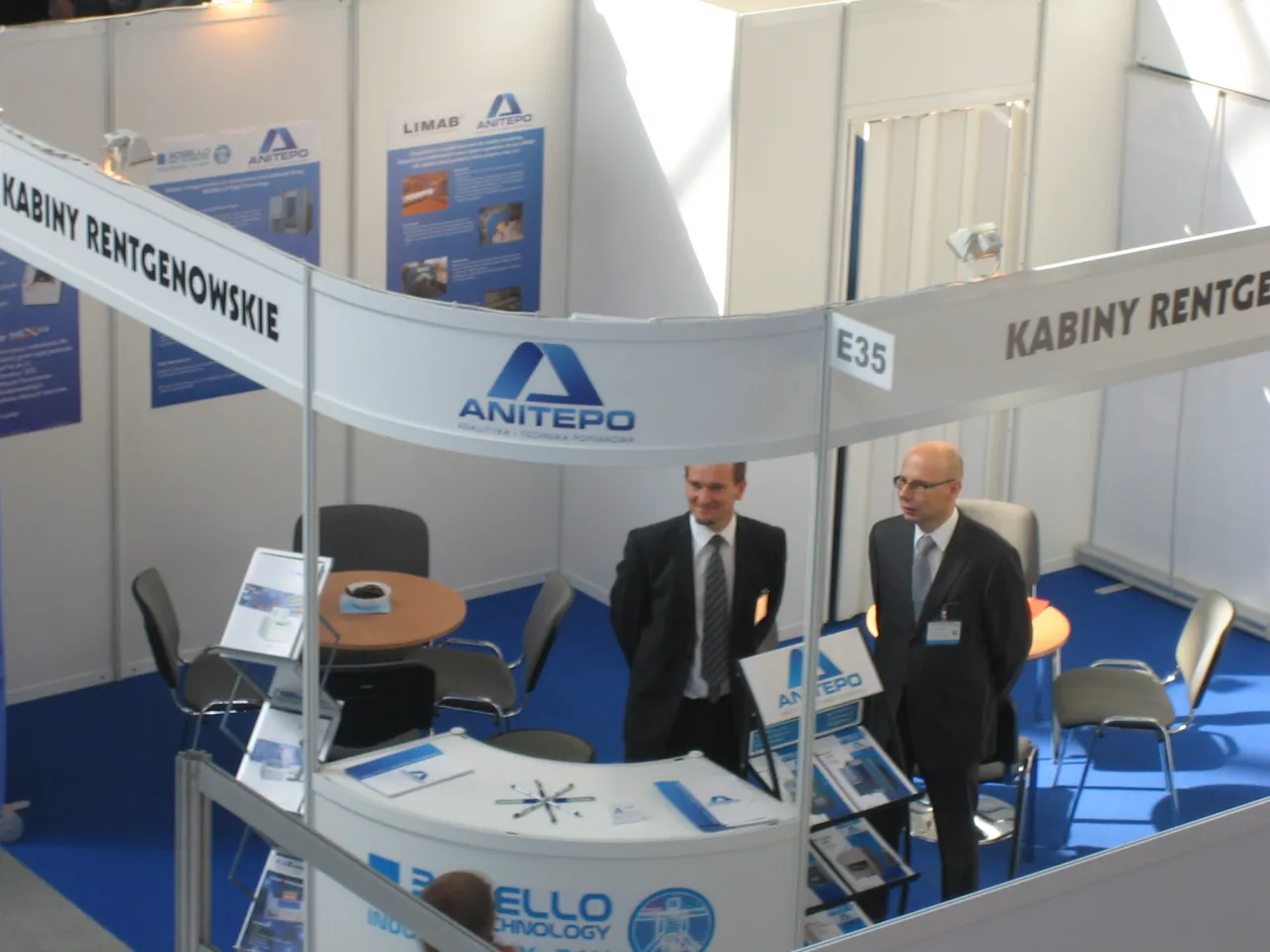 ANITEPO: Sprzęt laboratoryjny na Brzoskwiniowej 19 w Warszawie