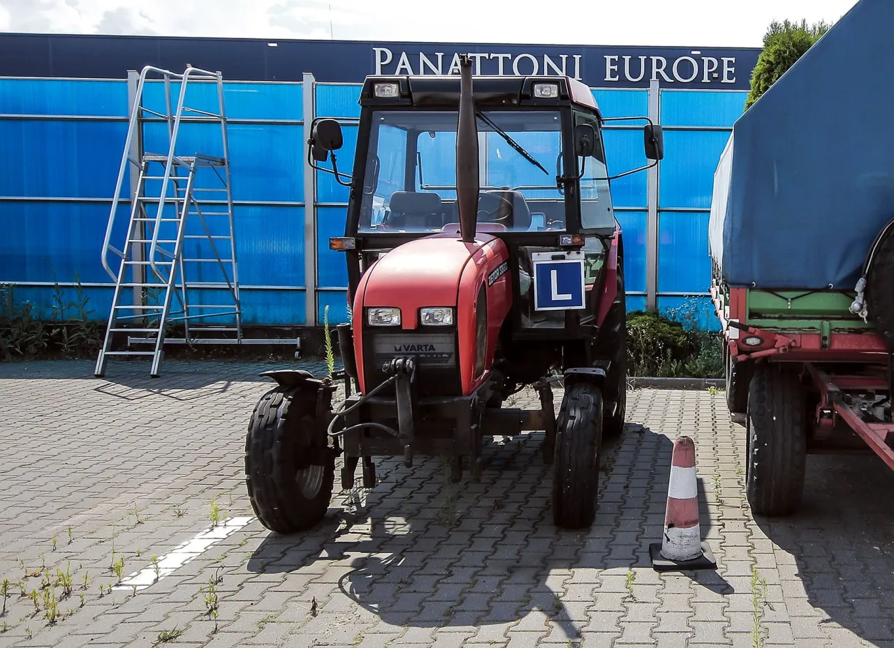 Ile kosztuje prawo jazdy T? Poznaj ukryte wydatki i oszczędności