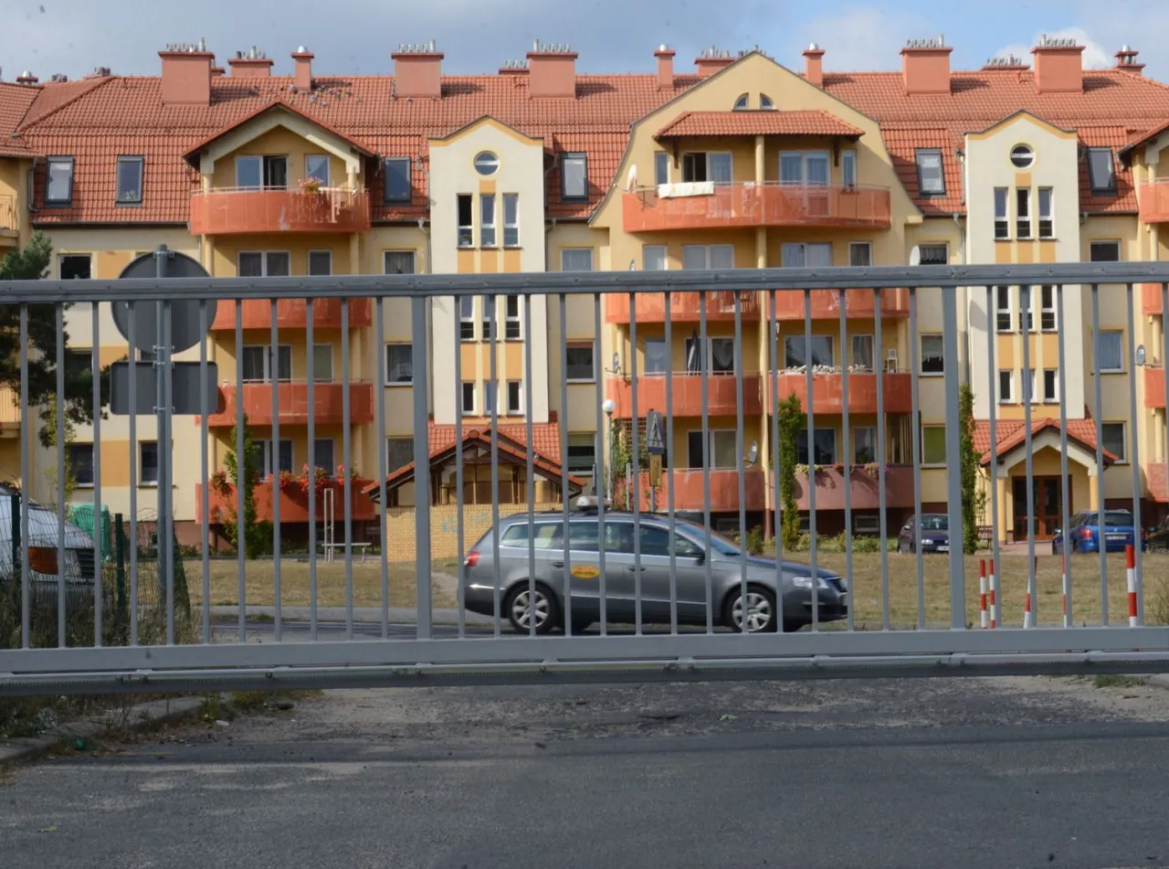 Czy straż miejska może wystawić mandat za parkowanie na osiedlu? Sprawdź zasady