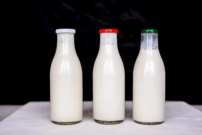 Ile kcal ma kefir? Zaskakujące wartości kaloryczne i zdrowotne korzyści