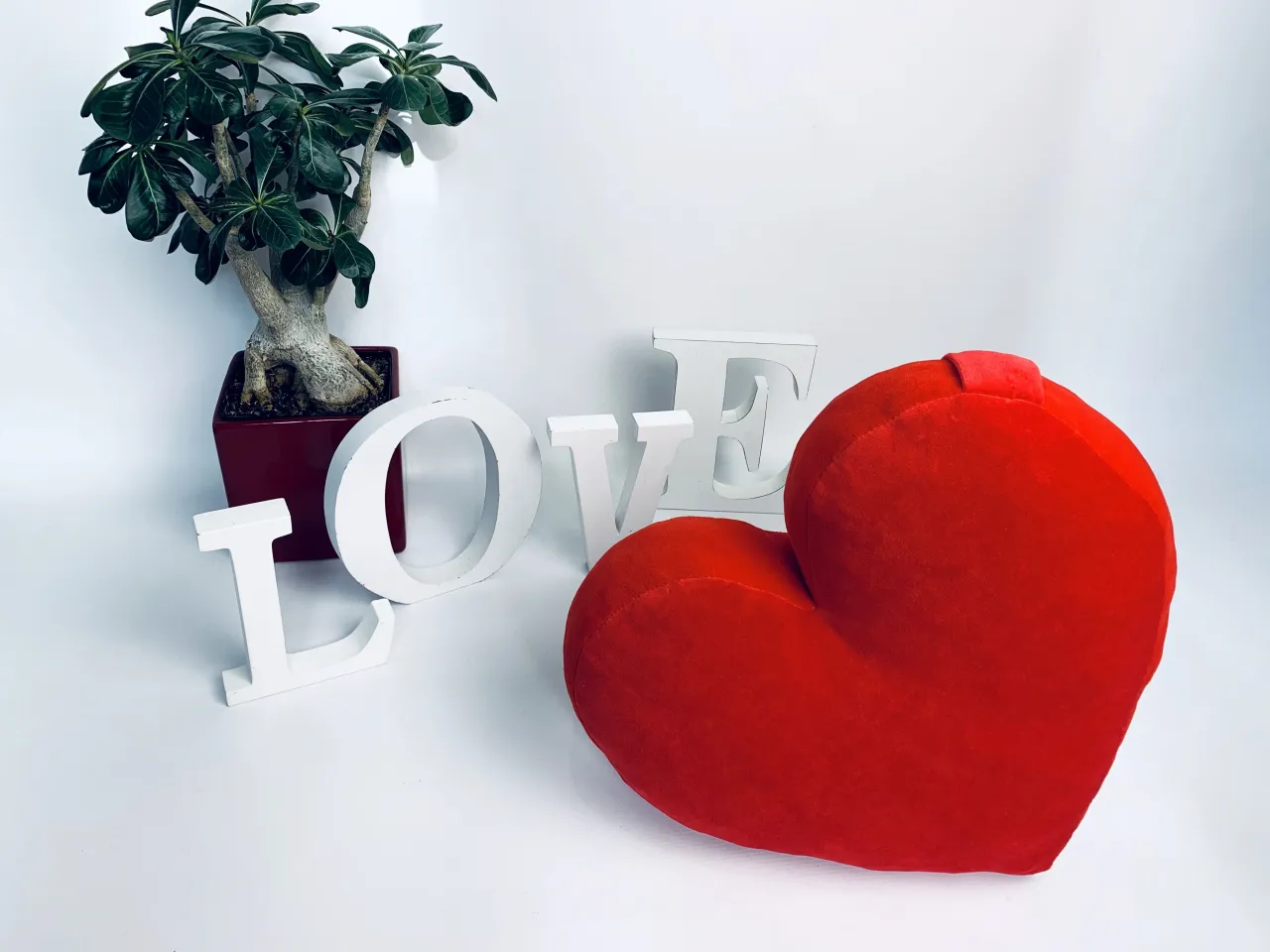 Jak uszyć poduszkę w kształcie serca - proste kroki i porady