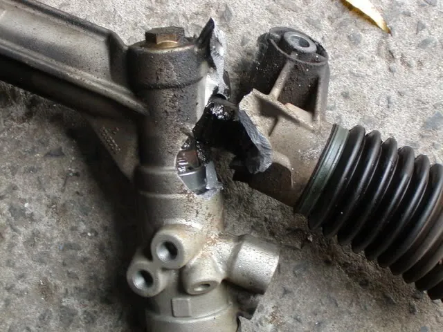 Objawy uszkodzonej maglownicy Opel Astra H – jak je rozpoznać?