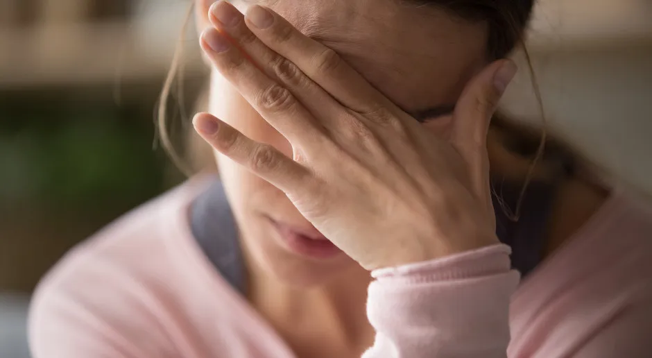 Niedobór cynku i selenu objawy: Jak rozpoznać groźne symptomy?