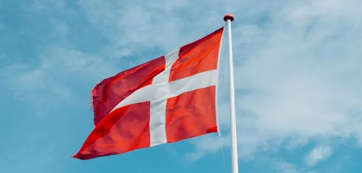 Elektryk w Danii: Zarobki netto 2024, koszty życia i praca