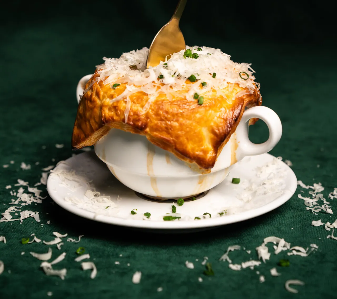 Najlepsze miejsca, gdzie zjeść w Żyrardowie – odkryj smaki regionu