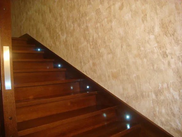 Glinka wenecka na klatce schodowej: Elegancki i trwały wybór Glinka wenecka na klatce schodowej: Elegancki i trwały wybór