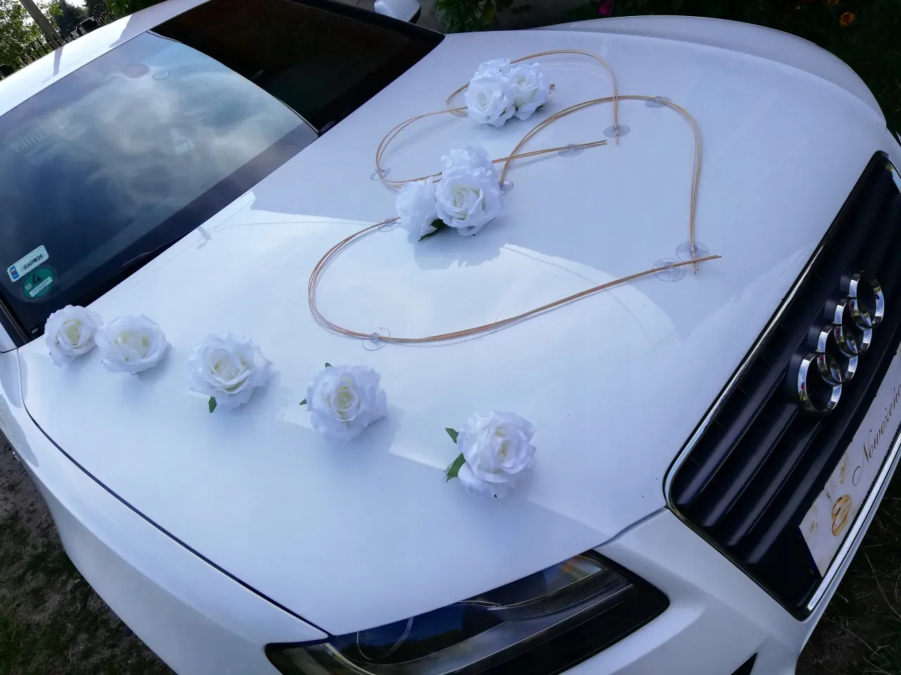 Jak udekorować samochód do ślubu, aby uniknąć nieestetycznych błędów