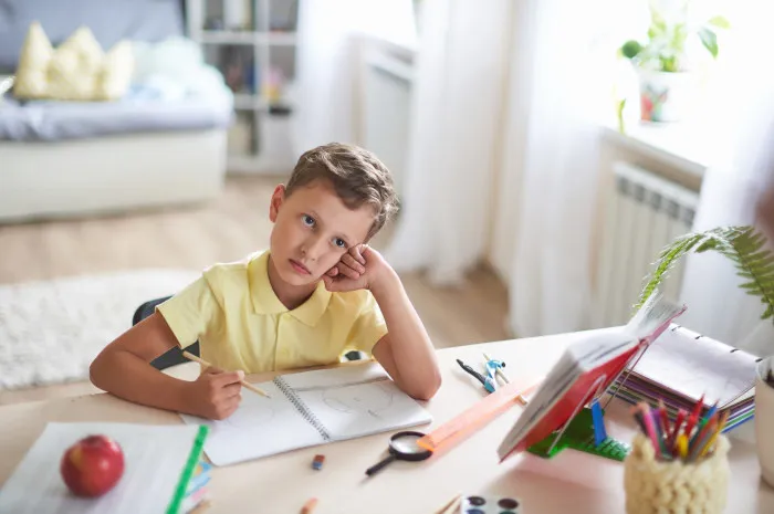 Problemy sensoryczne u dziecka: jak je rozpoznać i skutecznie wspierać