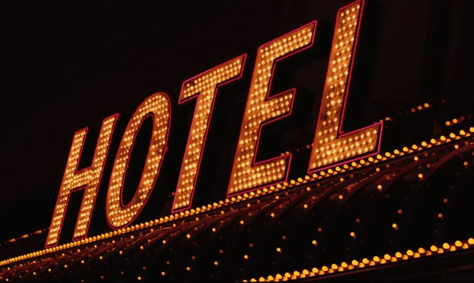 Jak zostać testerem hoteli i uniknąć błędów na początku kariery