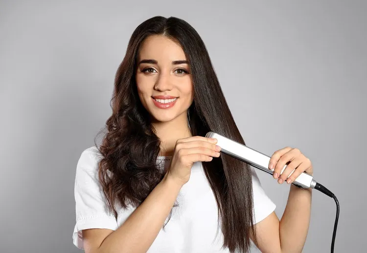 Prostownica parowa czy keratynowa - która lepiej zadba o Twoje włosy?