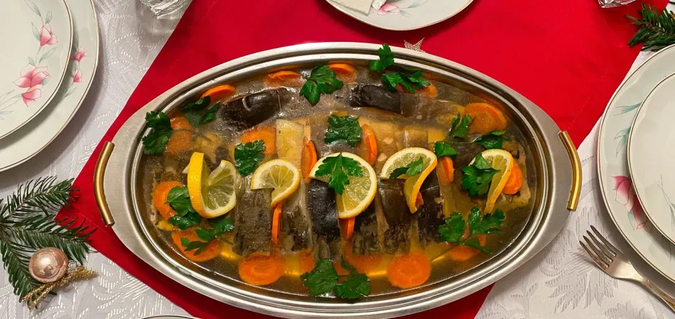 Jak zrobić karp w galarecie - prosty przepis na wigilijną potrawę