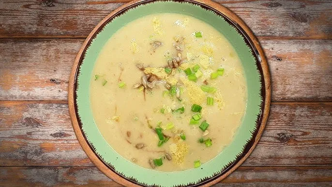 Ile kalorii ma zupa kalafiorowa? Zaskakujące różnice w kaloryczności