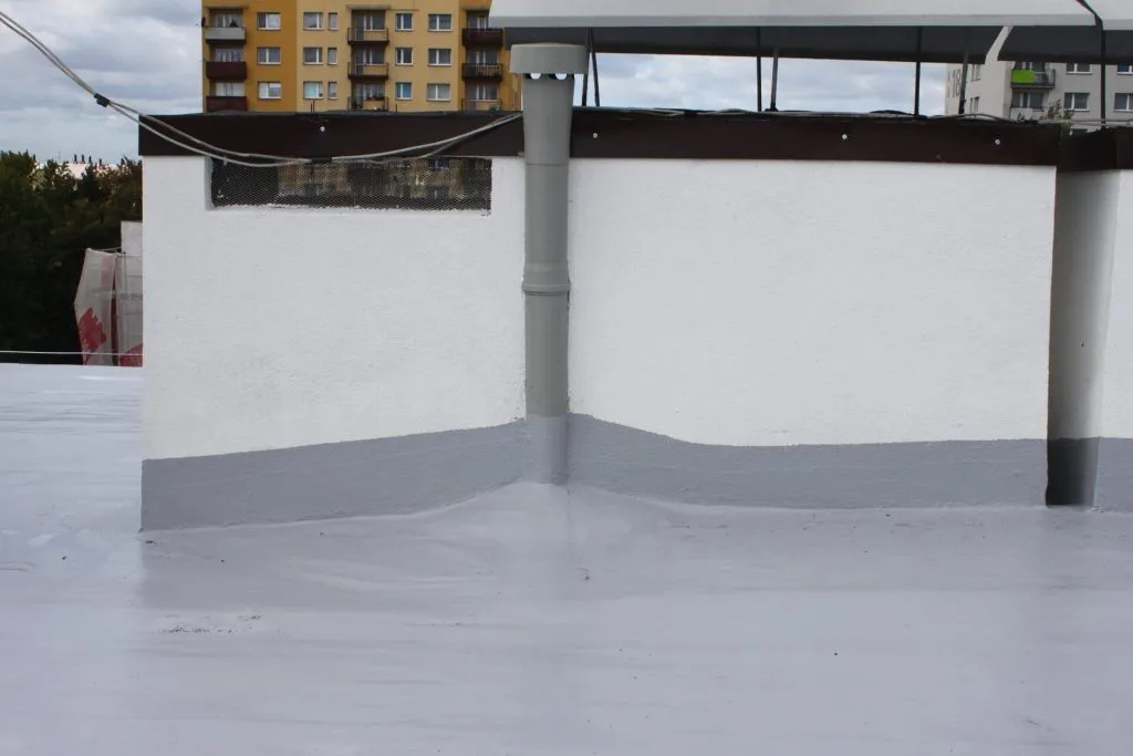 Jak uszczelnić ścianę komina i uniknąć kosztownych napraw