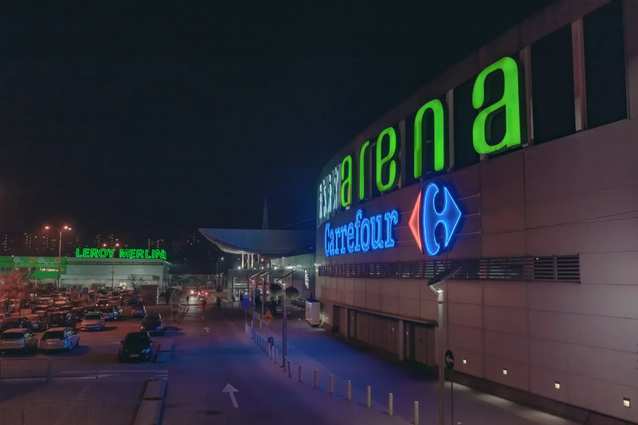 Arena Gliwice: Zakupy bez stresu? Sprawdź godziny i dojazd!