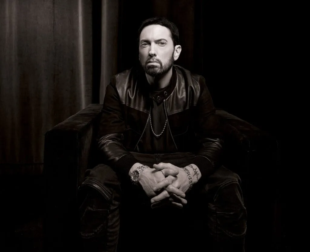 Skąd pochodzi Eminem? Odkryj jego fascynujące korzenie i historię