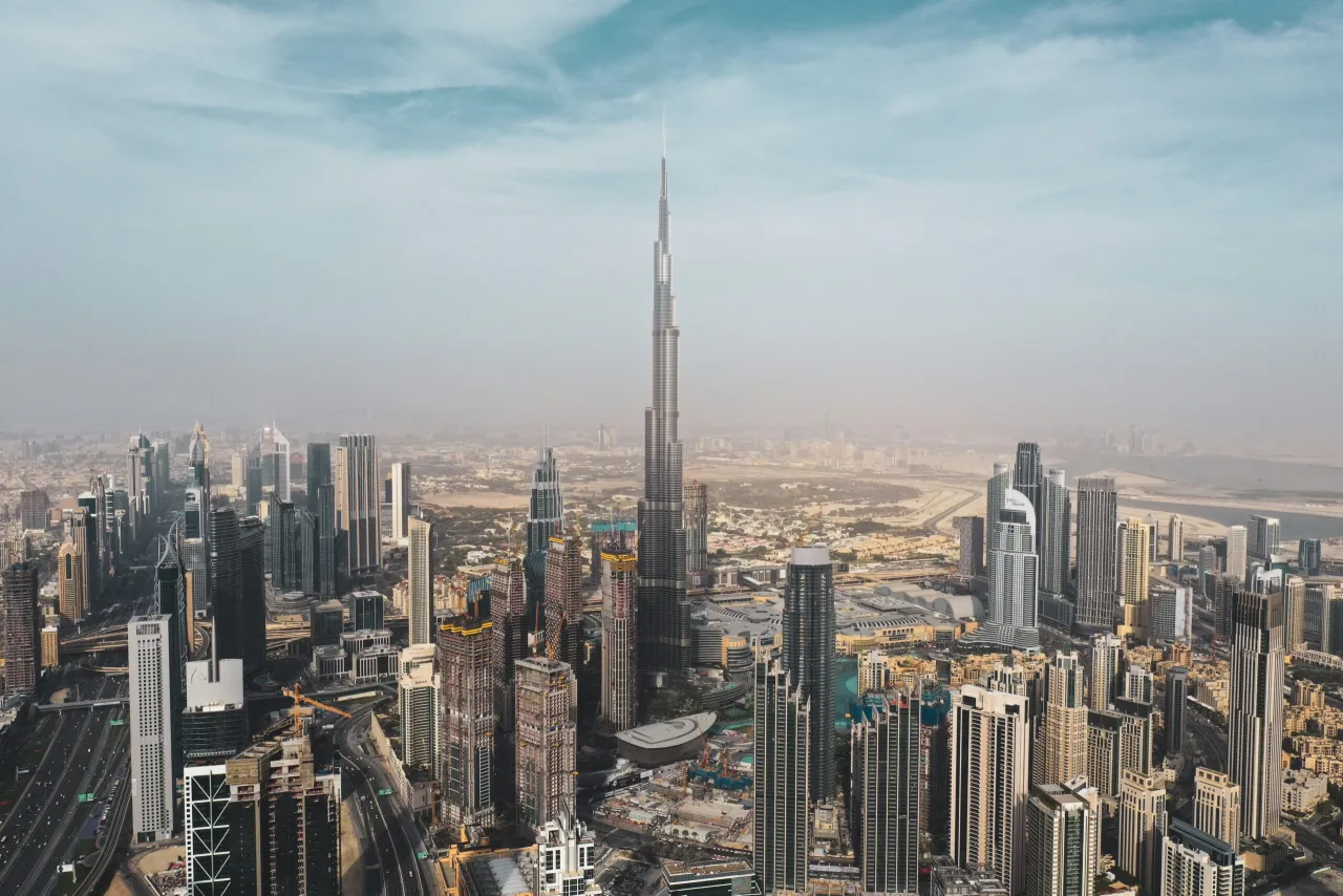 Kiedy najlepiej lecieć do Dubaju - pogoda, ceny i wydarzenia?