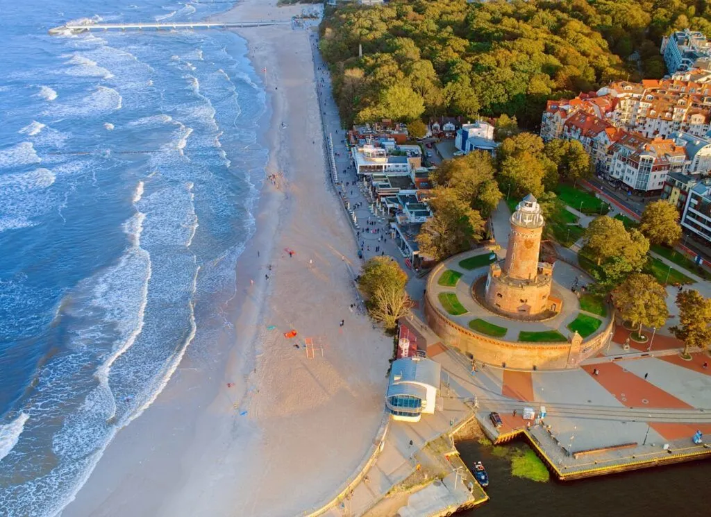 Co warto zobaczyć nad morzem? Najlepsze atrakcje i miejsca do odwiedzenia Co warto zobaczyć nad morzem? Najlepsze atrakcje i miejsca do odwiedzenia