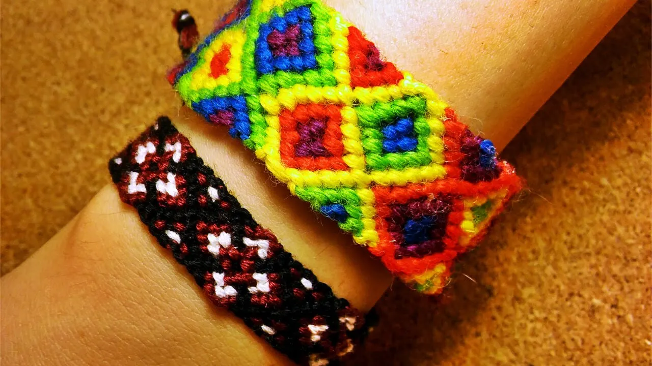 Jak zrobić bransoletkę z nitek – prosty sposób na wyjątkową biżuterię