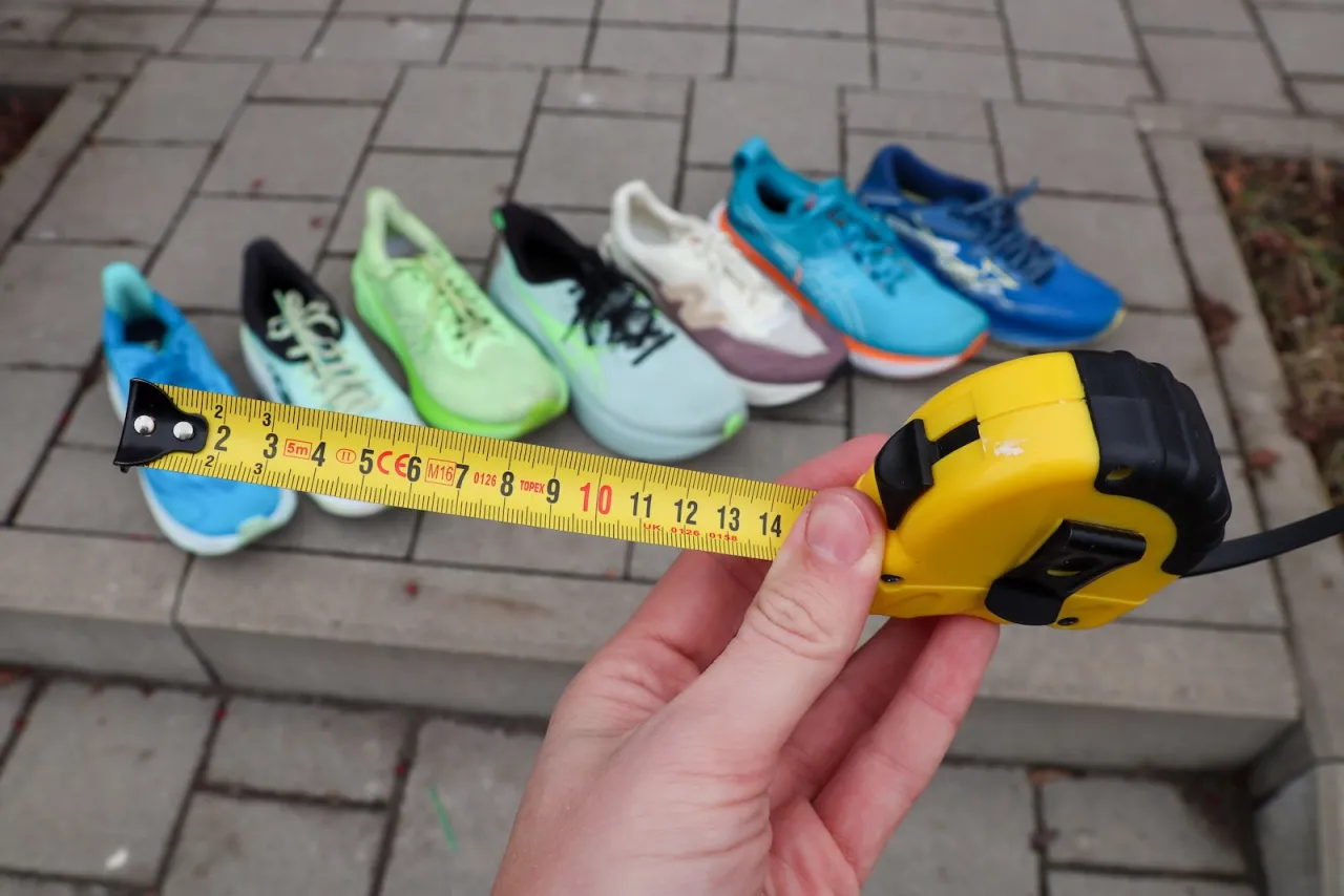 Jak dobrać rozmiar butów do biegania? Sprawdź poradnik krok po kroku