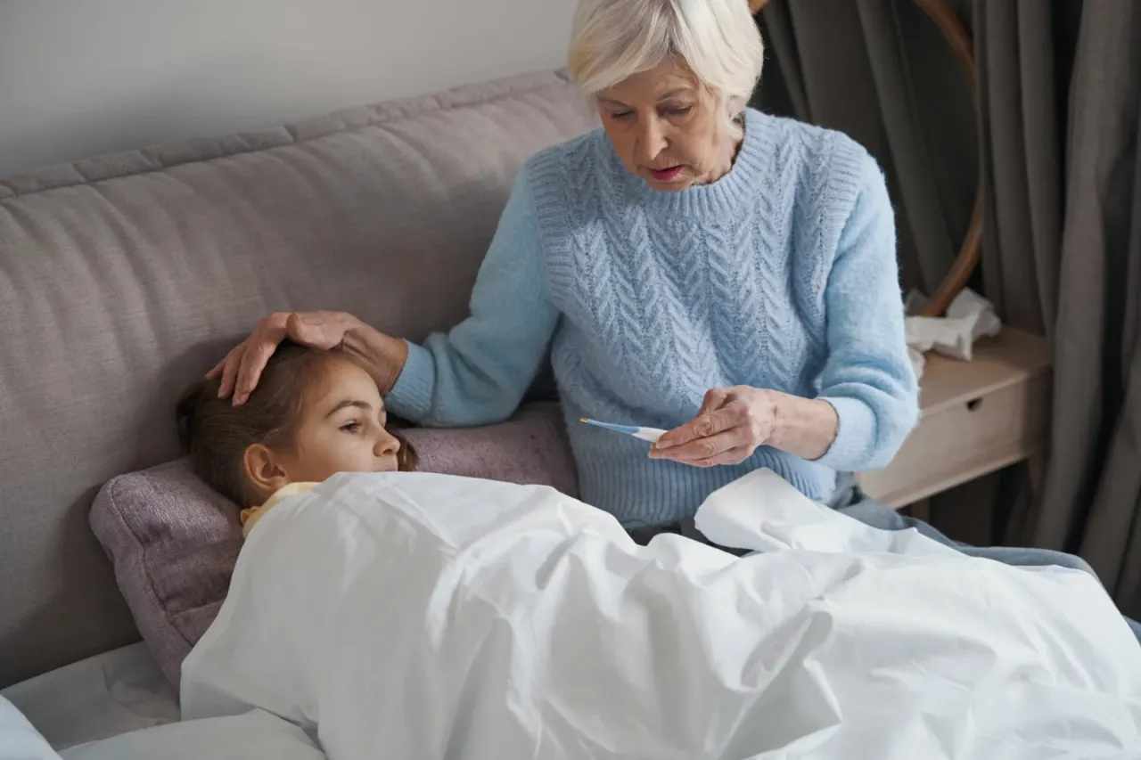 Jak zatrudnić babcię do opieki nad wnukiem bez zbędnych formalności?