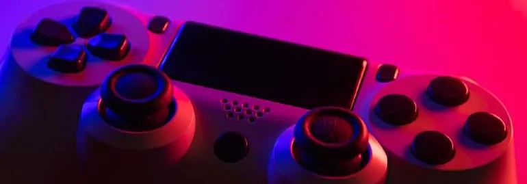 Jak podłączyć pada PS4 do komputera - proste metody i porady