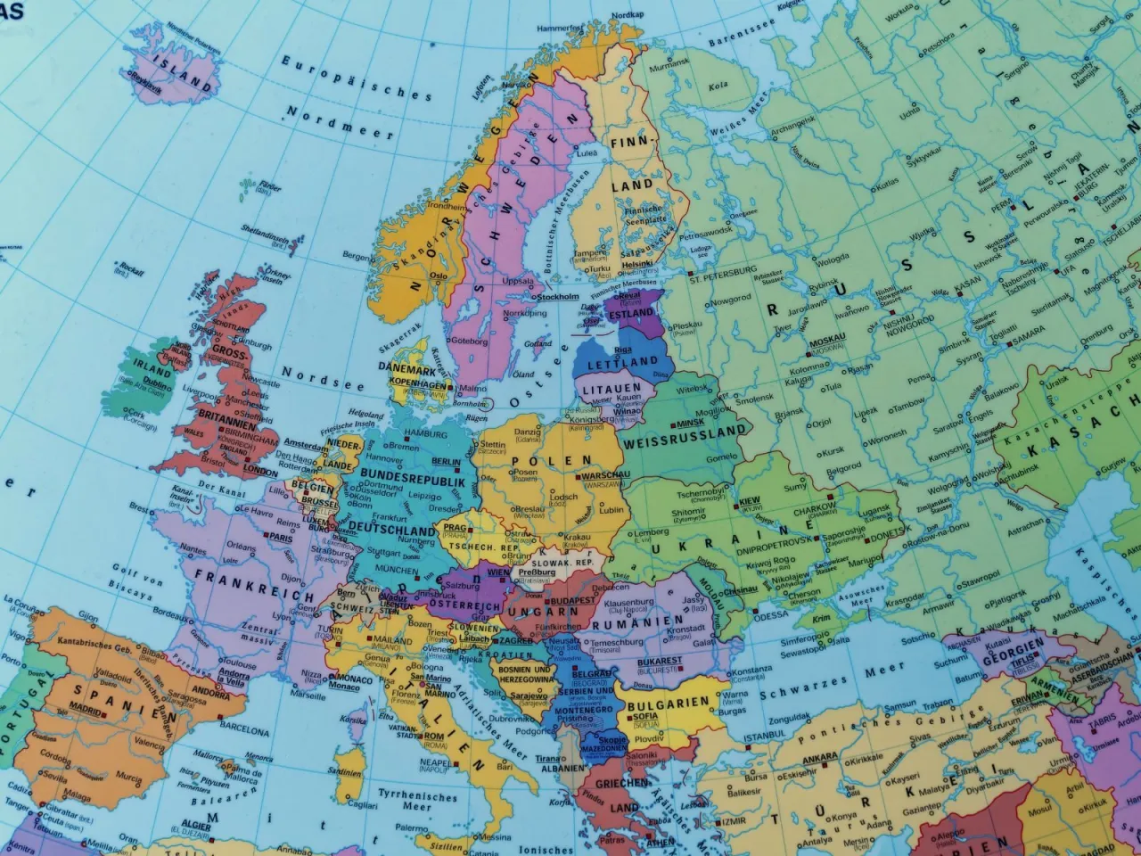 Z kim graniczą Niemcy? Lista 9 sąsiadów i długość granic