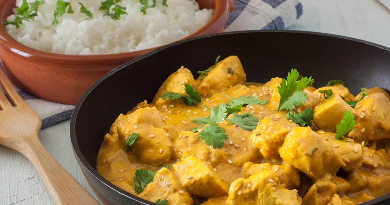 Jak zrobić sos z kurczaka? Prosty przepis i triki eksperta