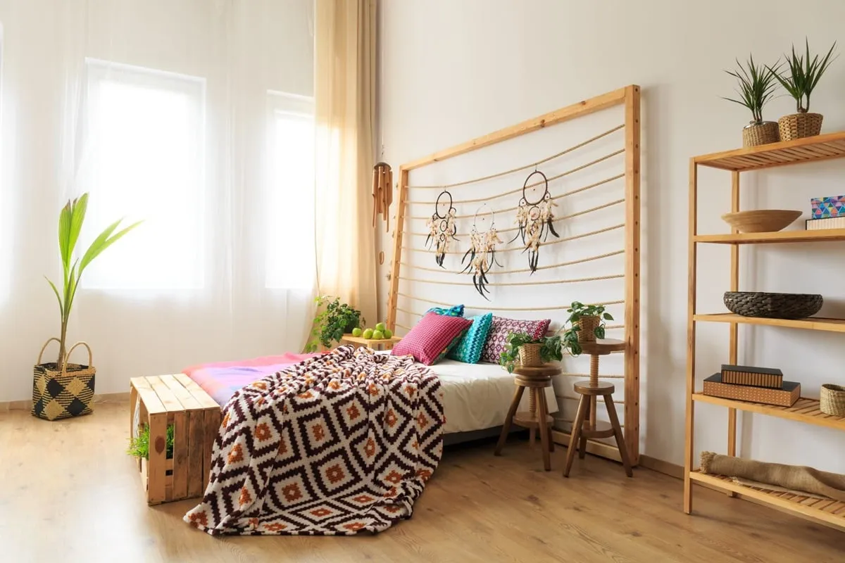 Jak poinformować gości weselnych o noclegu, by uniknąć chaosu?