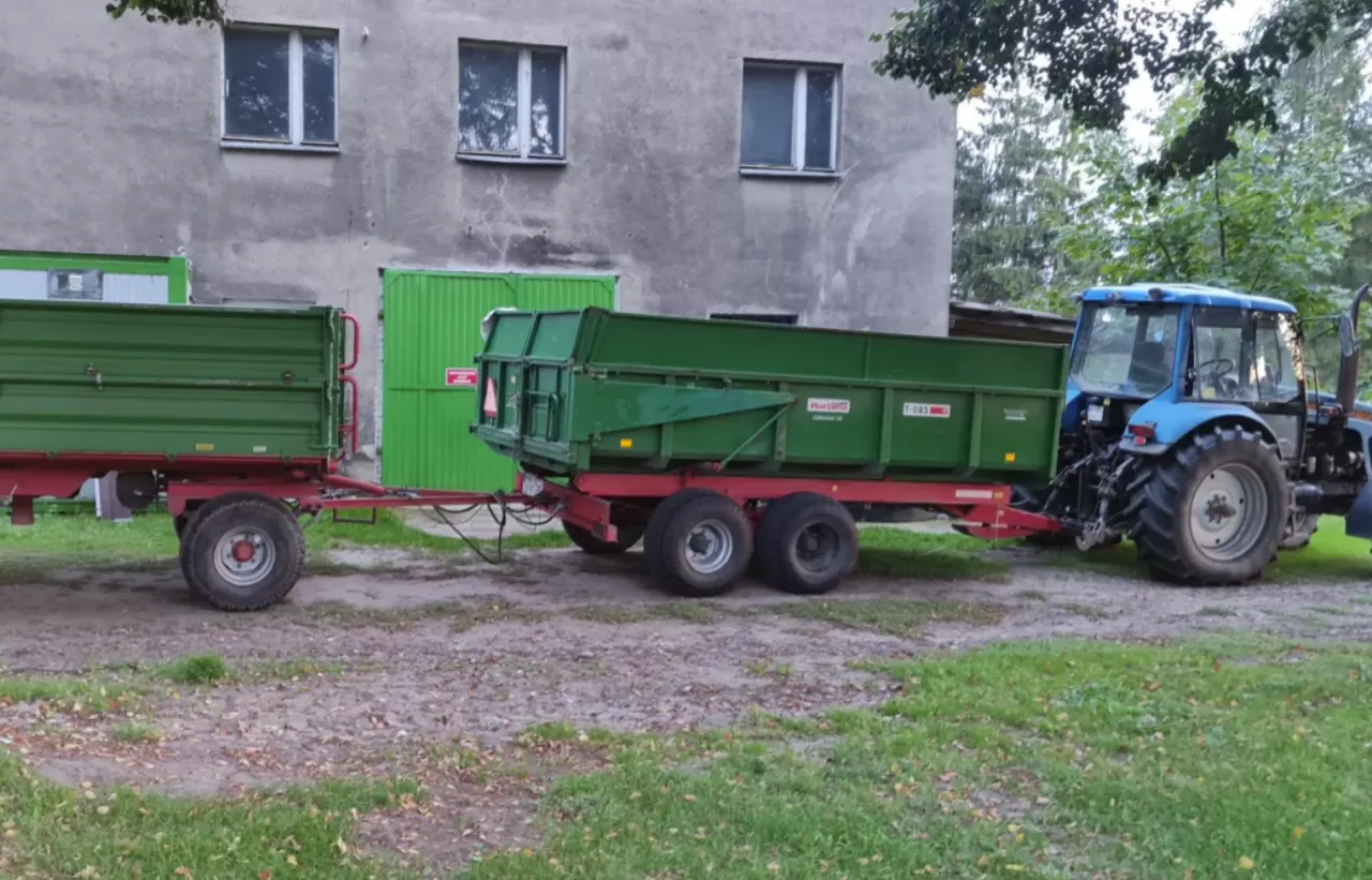 Ciągnik rolniczy: Jak sprawdzić motogodziny i uniknąć oszustwa?